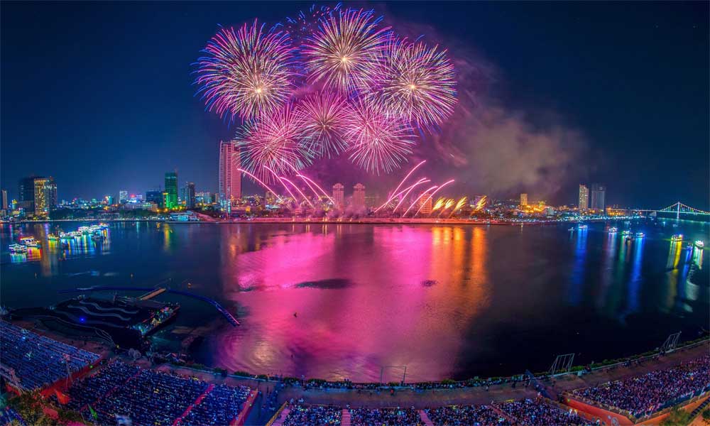 Da Nang int’l fireworks festival 2025 promises thrills